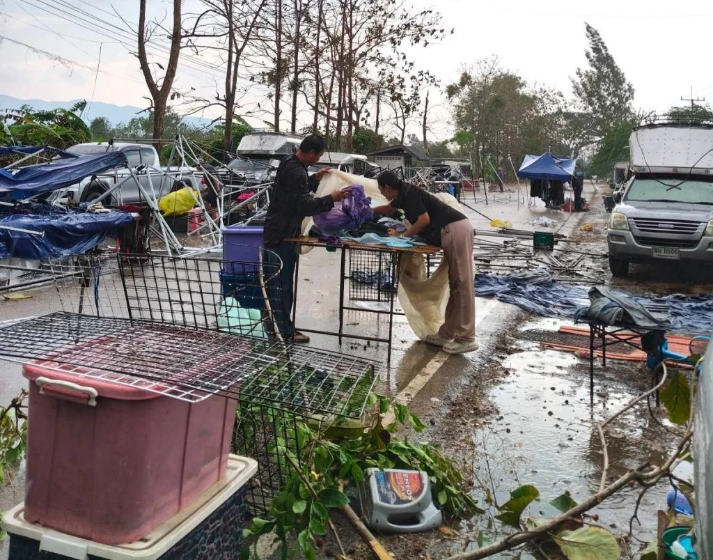 พายุฤดูร้อนถล่มพะเยา ตลาดนัด-รพ.สต. เสียหายยับเยิน