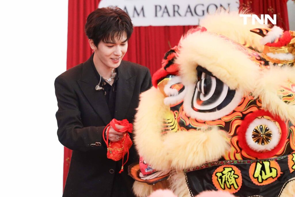 ศิลปินดังแดนมังกร “จู เจิ้งถิง” บินลัดฟ้าอวยพรชาวไทยใจกลางกรุงเนื่องในเทศกาลตรุษจีน