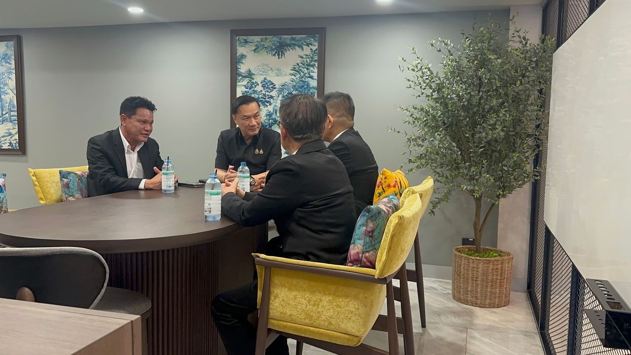 ภูมิใจไทย เปิดตัวไทยสร้างไทย