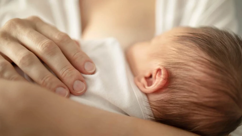 แม่ยุคใหม่หยุดให้นมลูก 39% ผลสำรวจ PNMA ชี้เหตุต้องกลับไปทำงาน